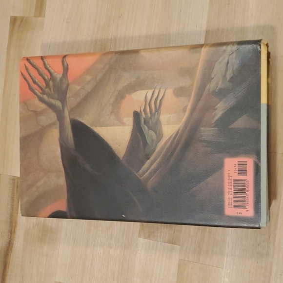 Rowling, J. K.HARRY POTTER AND THE DEATHLY HALLOWS Hard Covers 2007 - Picture 2 of 6